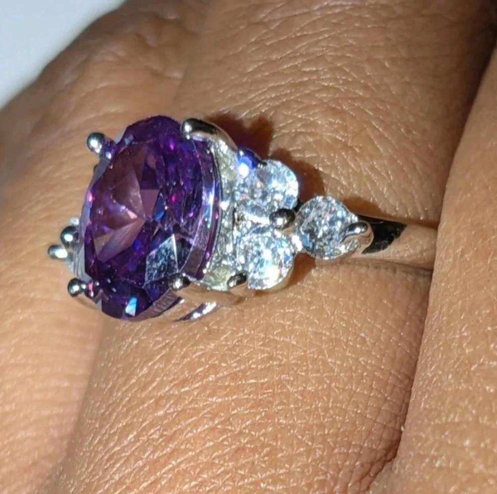 925 Dazzling 8 Ct Brilliant Cut Amathyst  Oval Stone Engagement Ring Sz 9